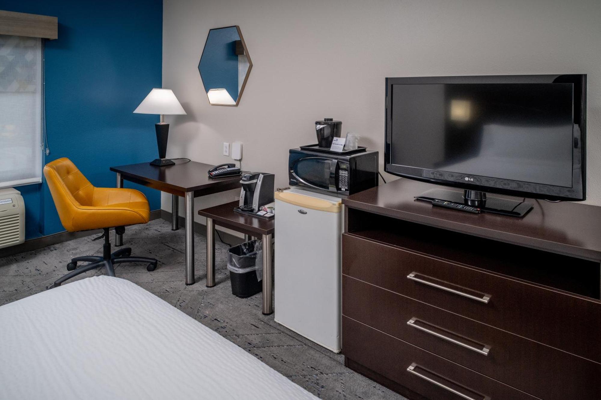 Holiday Inn Express & Suites Cross Lanes By Ihg Kültér fotó