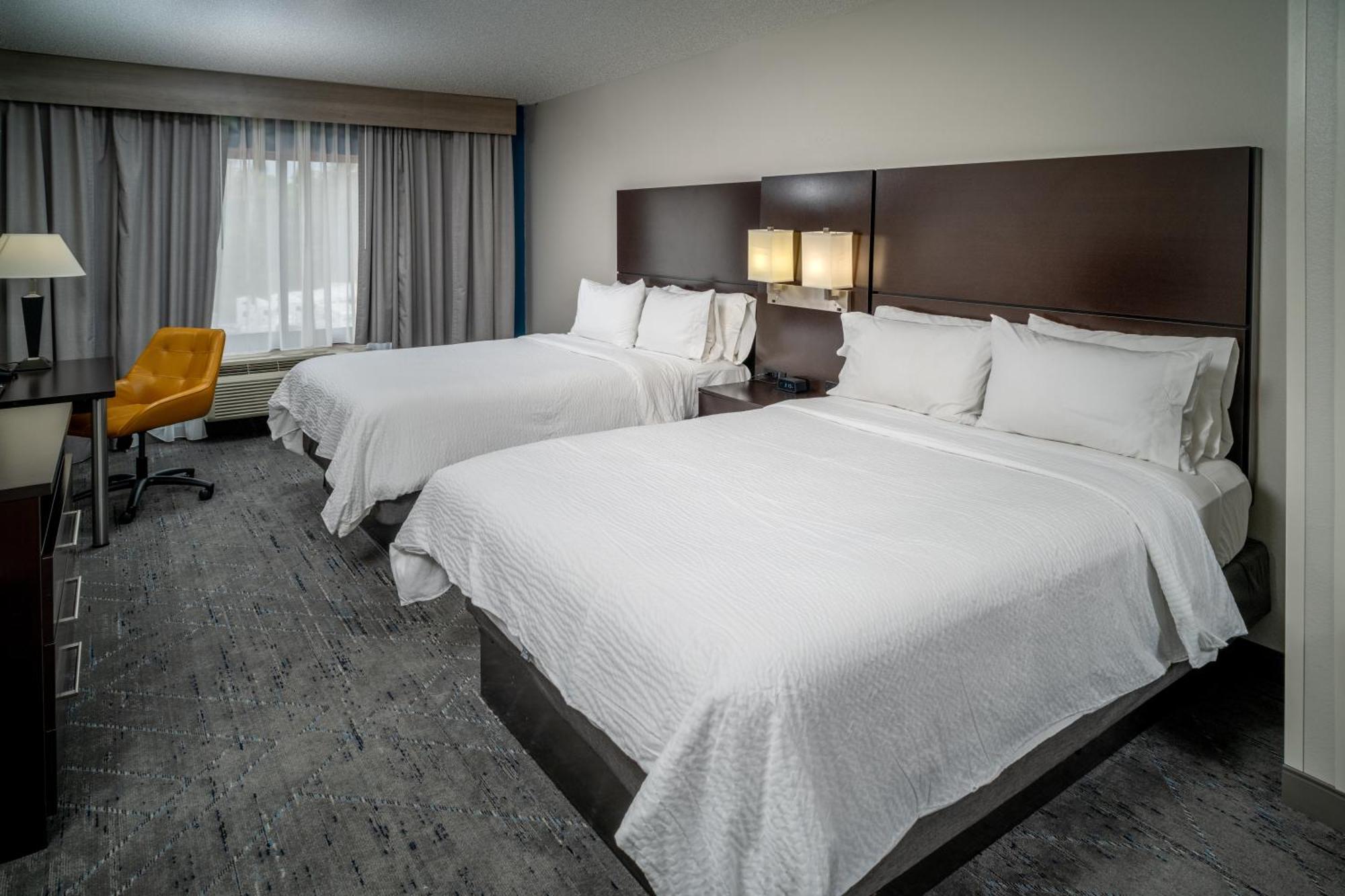 Holiday Inn Express & Suites Cross Lanes By Ihg Kültér fotó