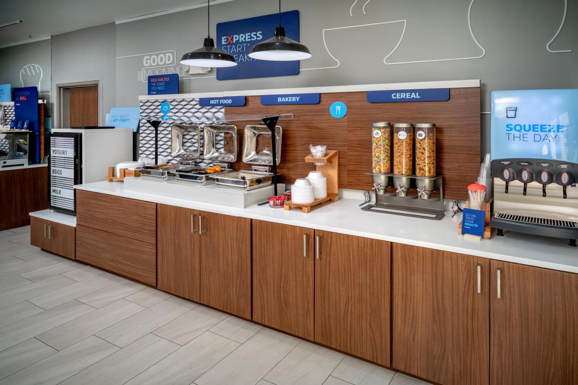 Holiday Inn Express & Suites Cross Lanes By Ihg Kültér fotó