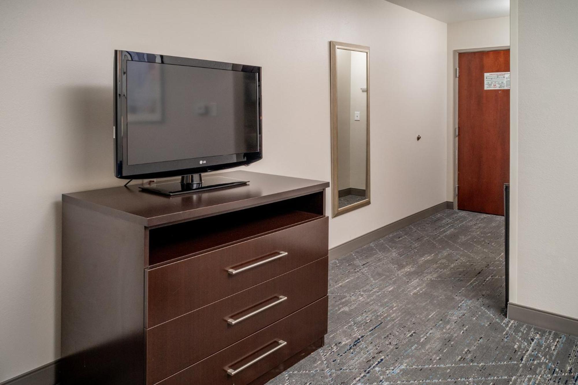 Holiday Inn Express & Suites Cross Lanes By Ihg Kültér fotó